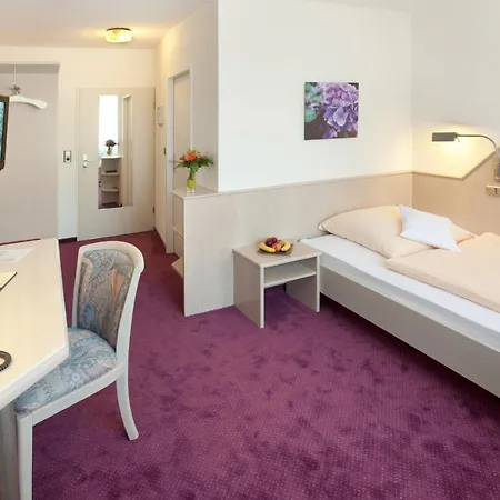 Malchen Garni Hotel 3*